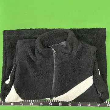Nike Vest QC photo